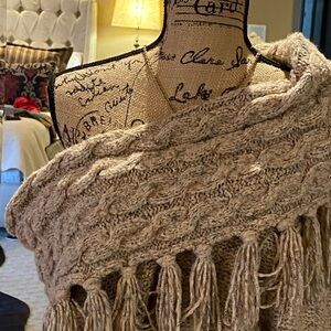 Kensie Wool blend Cowl Fringe neck dolman sleeve sweater